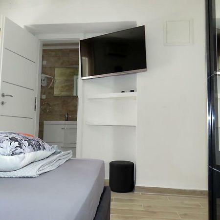 Готель Lux Dalmatia I & R Макарська Екстер'єр фото